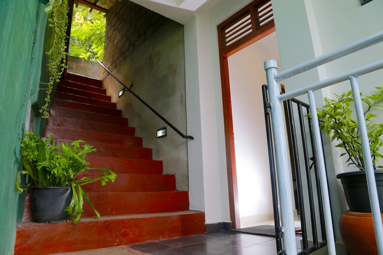 Villa Serene Kandy Exterior photo